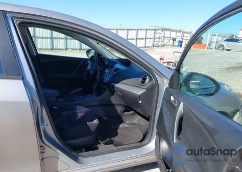 2013 Mazda Mazda3 I Sv из США, поврежденный, VIN JM1BL1TF7D1704816